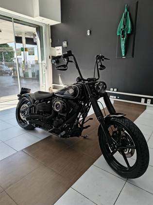 HARLEY-DAVIDSON SOFTAIL ROCKER HARLEY-DAVIDSON SOFTAIL ROCKER